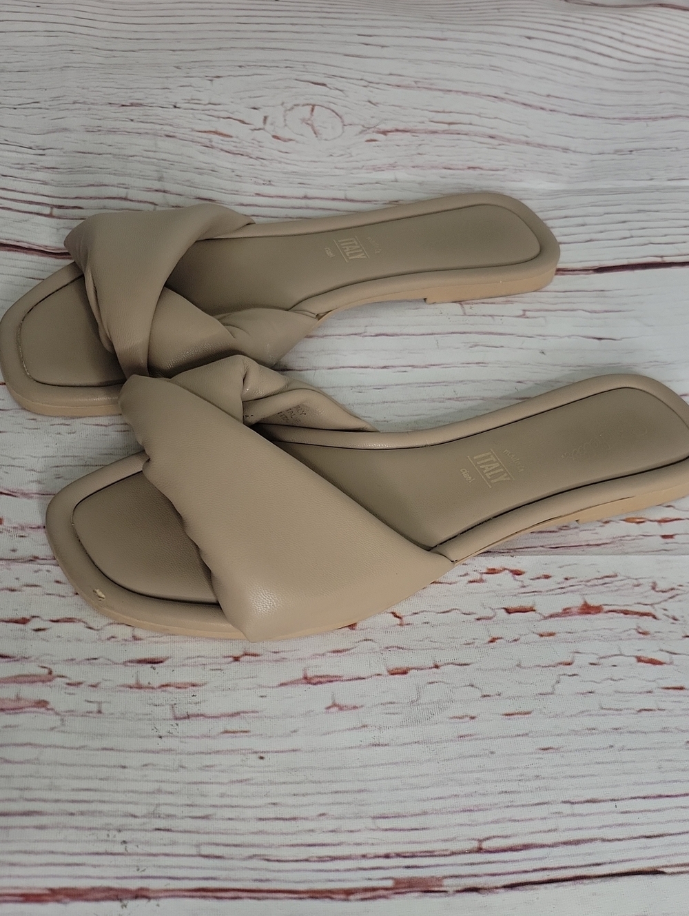 Seychelles Knotted Slide Sandals in Beige Size 7.5